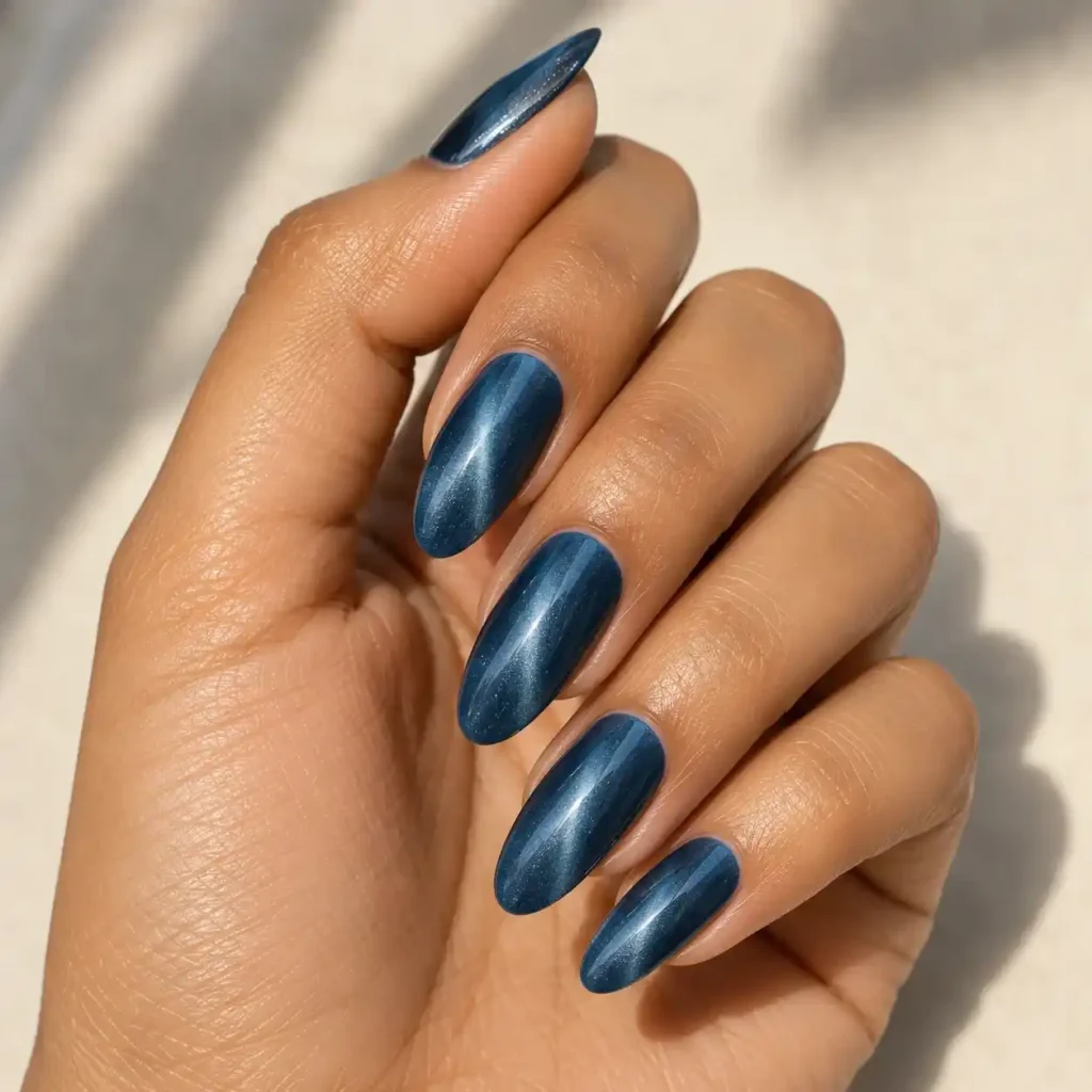 The lush, 3D texture of velvet cat eye polish. Source: Atelier Anaiis